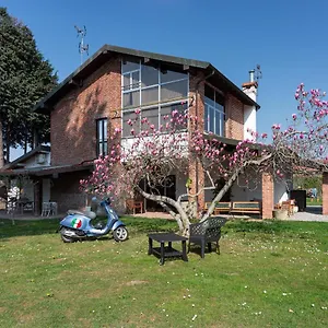 Cascina Cattabreghetta , Pombia Italia