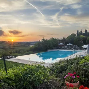 4* Hotel Laticastelli Country Relais