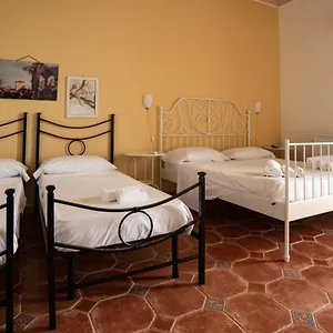 Casa Marchese , Aeroporto di Catania Fontana Rossa Italia