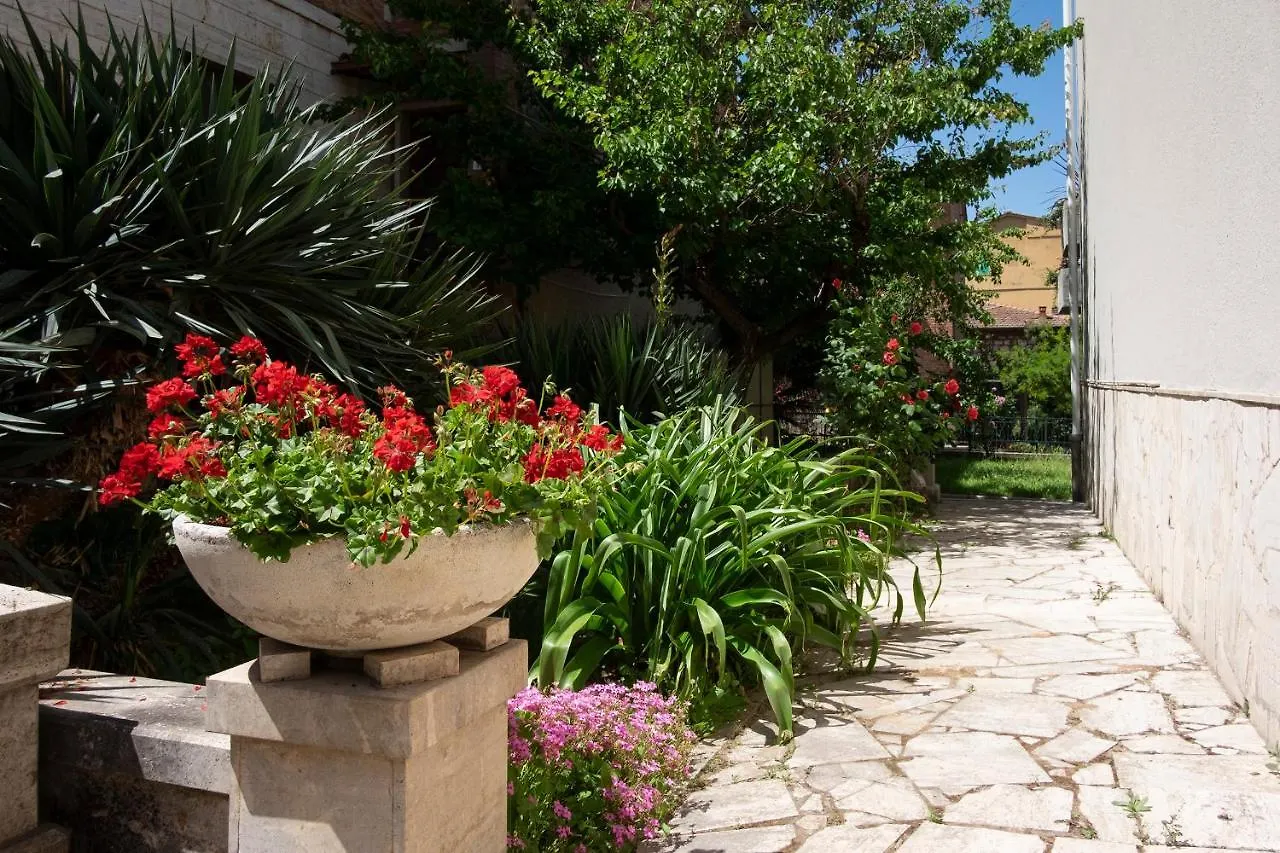 L'Acqua E La Pietra Hotel Rapolano Terme 0*,